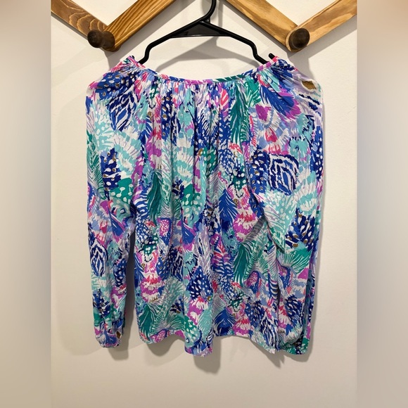 LIKE NEW- LILLY PULITZER WILLOW TOP - Picture 6 of 7